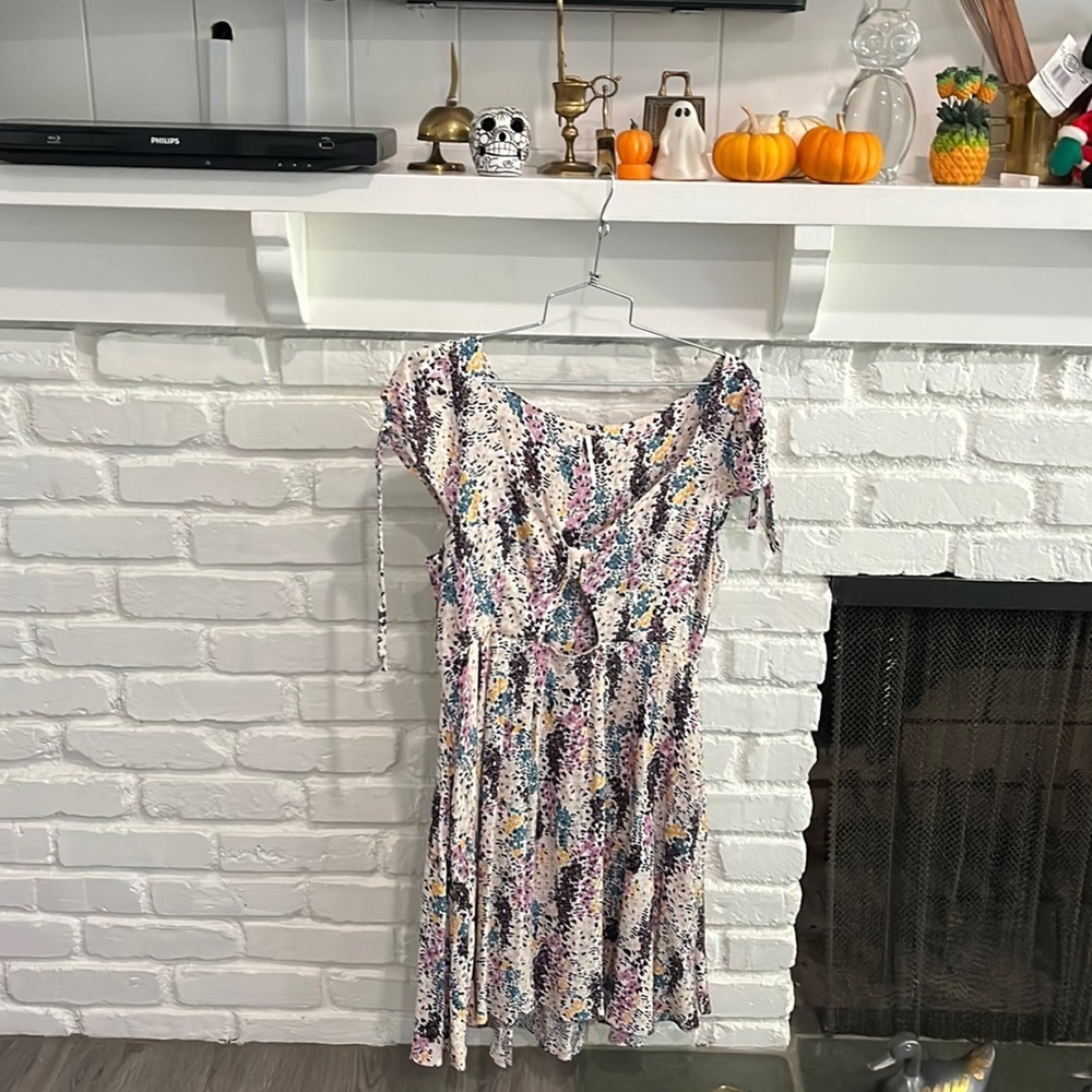 Free people dress lightly used💙